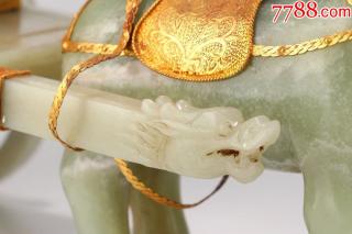和田白玉包金一驾摆件
